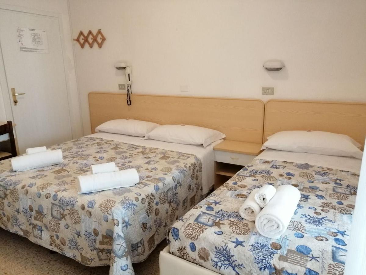 Hotel Alba Rimini Exterior foto